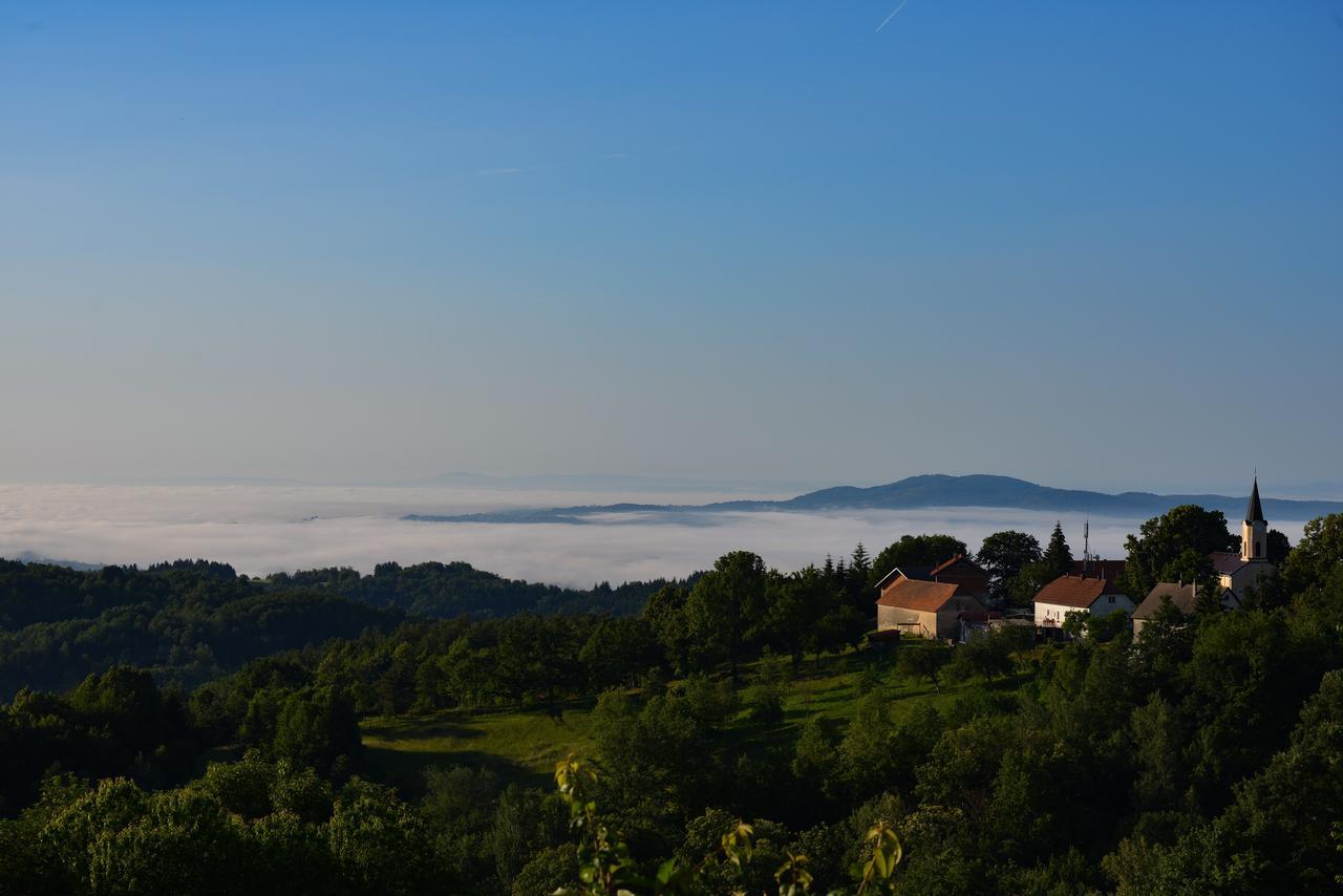 Guest House Lagotto's Peak Radatovici Esterno foto